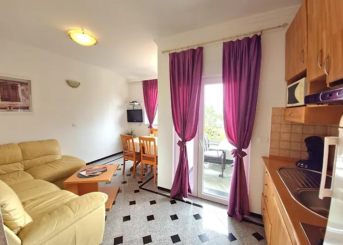 Tomic 3 Apartman Makarska