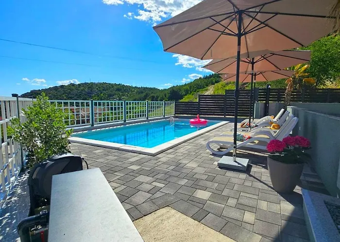 Tomic 3 Apartman Makarska